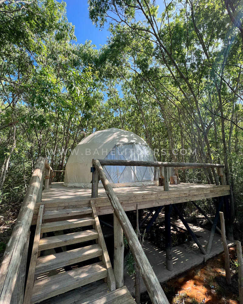 Vol en hlicoptre et sjour glamping au Delta