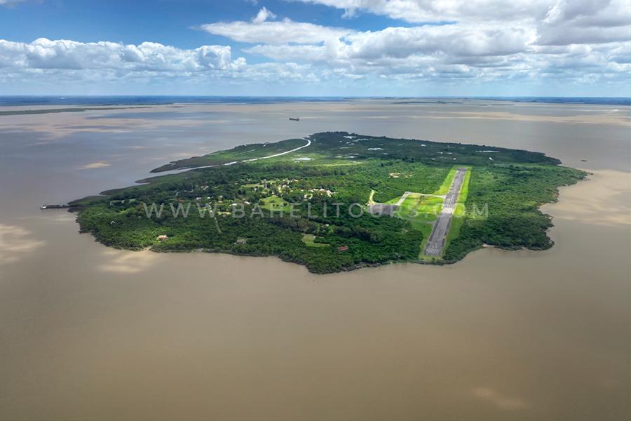 Aluguel helicptero ilha Martn Garca